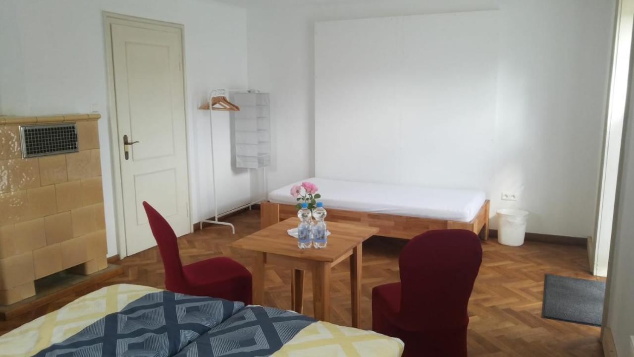 Gaestehaus Lichdi Schwaigern Esterno foto